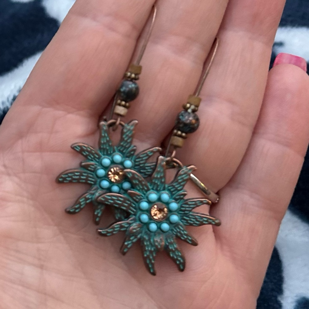 Boho dangle earrings NWT